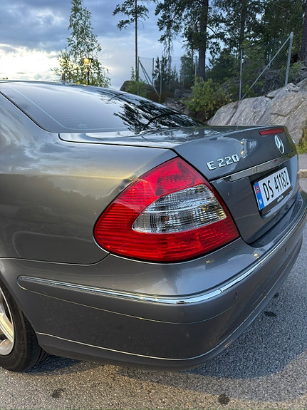 Mercedes-Benz E220 d 23 of 24