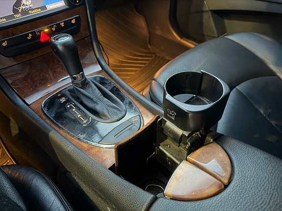 Mercedes-Benz E220 d 14 of 24