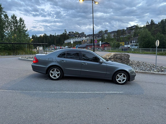 Mercedes-Benz E220 d 8 of 24