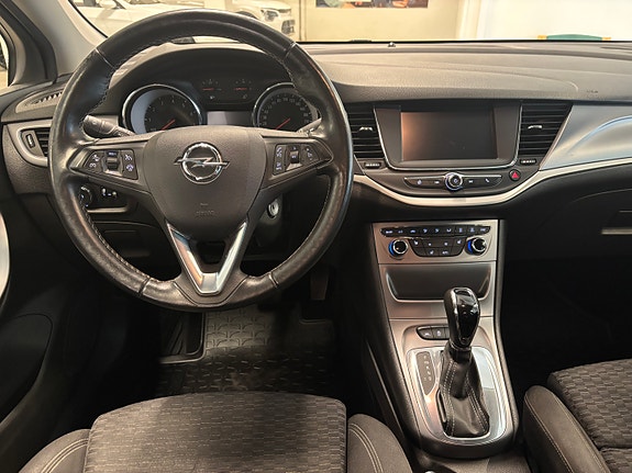 Opel Astra 4 of 5