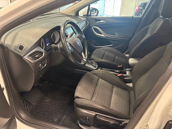 Opel Astra 3 of 5