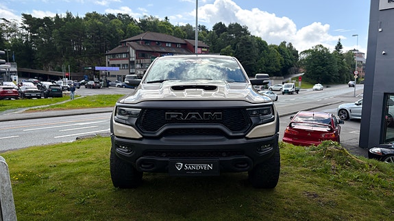 Dodge RAM 3 of 5