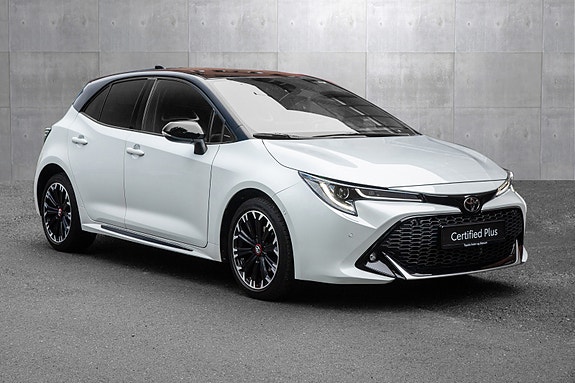 Toyota Corolla 5 of 5