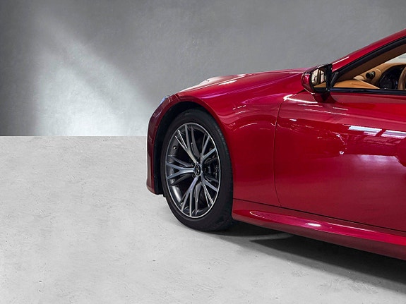 Lexus LC500h 4 of 5