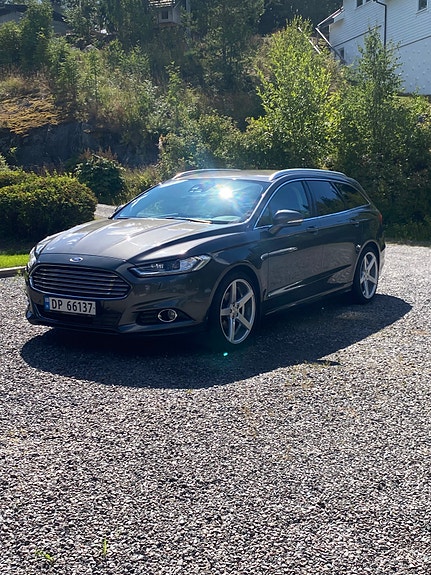 Ford Mondeo 4 of 5