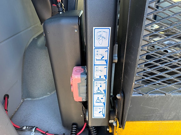 Mercedes-Benz Sprinter 313 10 of 22