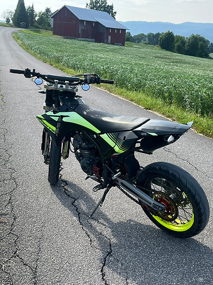 Fantic XMF 125 9 of 26