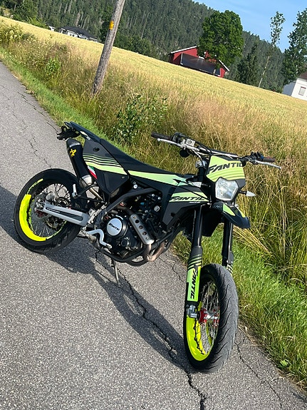 Fantic XMF 125 4 of 26