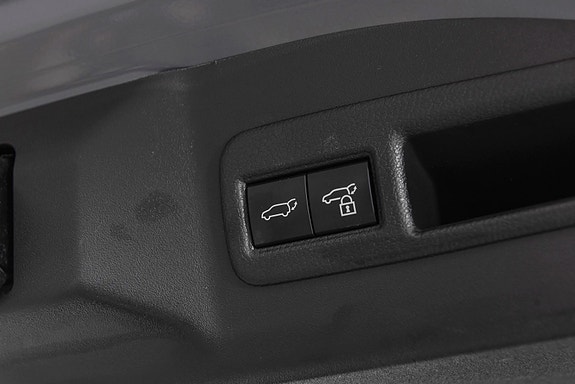 Subaru Solterra 22 of 27