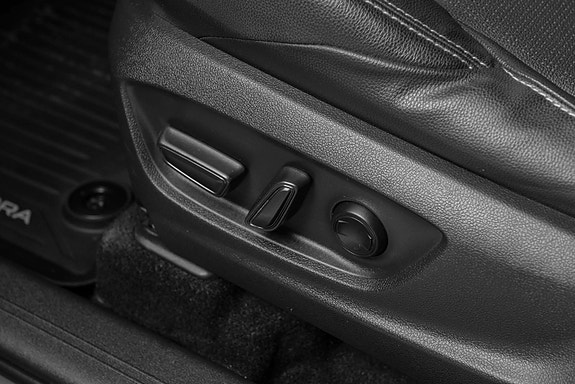Subaru Solterra 14 of 27