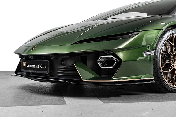 Lamborghini Temerario 2 of 30