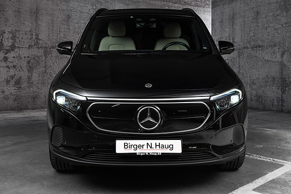 Mercedes-Benz EQA300 3 of 30