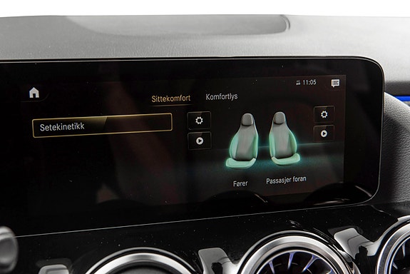 Mercedes-Benz EQA300 17 of 30
