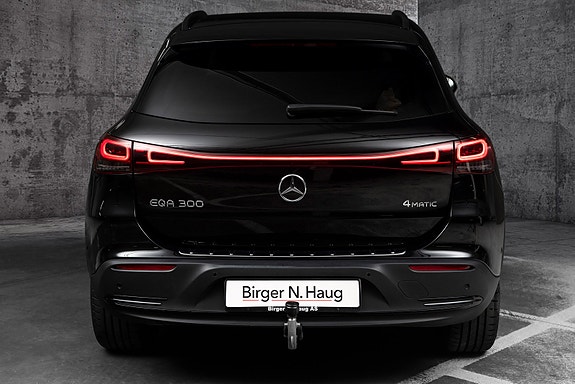 Mercedes-Benz EQA300 7 of 30