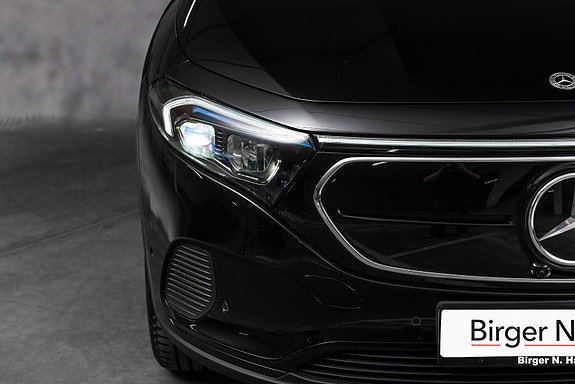 Mercedes-Benz EQA300 4 of 30