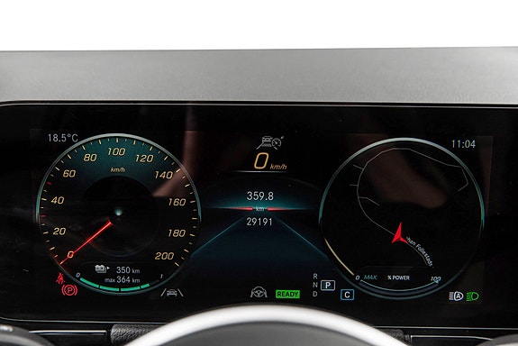 Mercedes-Benz EQA300 20 of 30