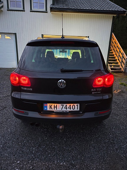 Volkswagen Tiguan 4 of 5