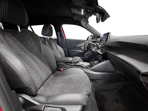 Peugeot e-2008 19 of 28