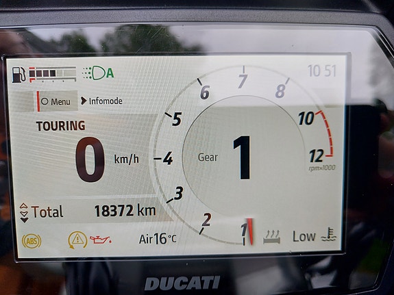 Ducati Multistrada V2S 23 of 26