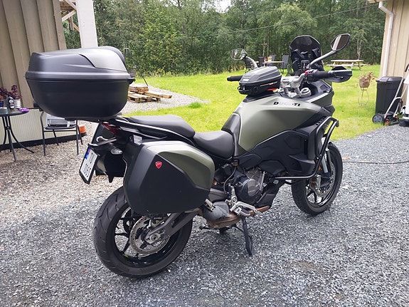 Ducati Multistrada V2S 4 of 26
