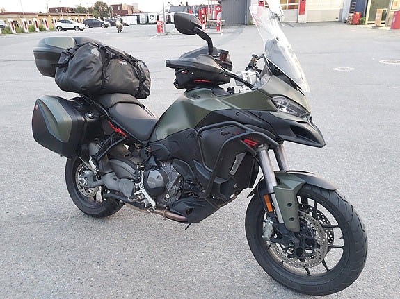 Ducati Multistrada V2S 2 of 26