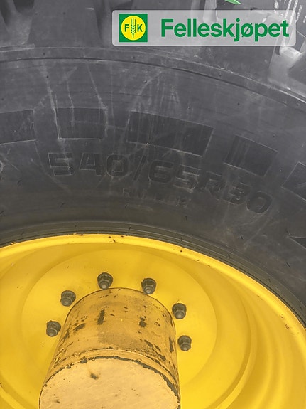 Hjulsett Nokian TRI 2 540/65R30 og 650/65R42 3 of 5