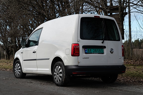 Volkswagen Caddy 3 of 5