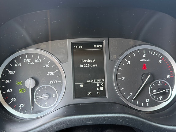 Mercedes-Benz Vito 114 11 of 27