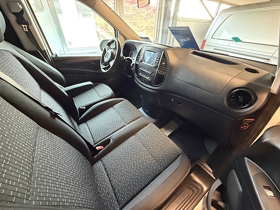 Mercedes-Benz Vito 114 27 of 27
