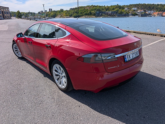 Tesla Model S 3 of 12