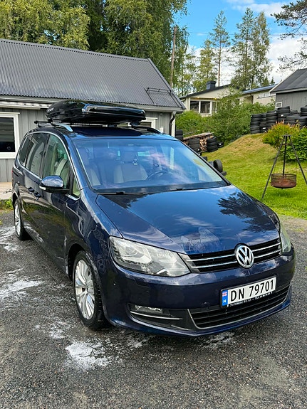 Volkswagen Sharan 2 of 5