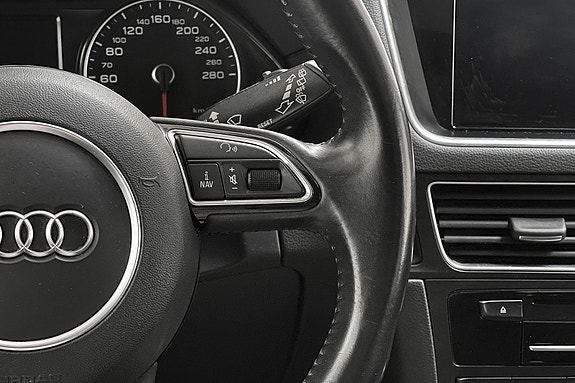 Audi Q5 21 of 30