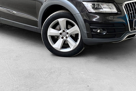Audi Q5 5 of 30