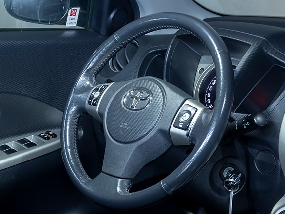 Toyota Urban Cruiser 18 of 30