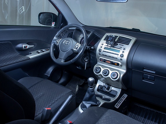 Toyota Urban Cruiser 19 of 30