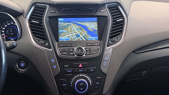Hyundai Santa Fe 20 of 30