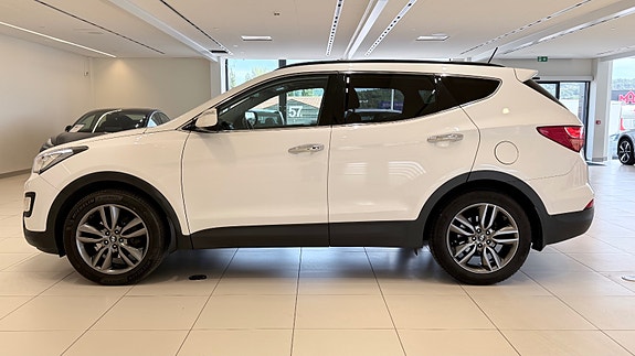 Hyundai Santa Fe 5 of 30