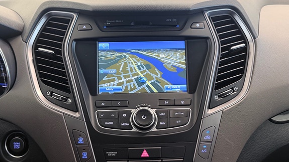 Hyundai Santa Fe 21 of 30
