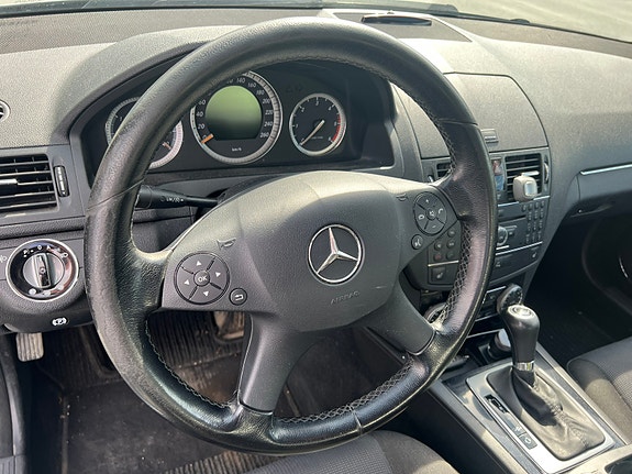 Mercedes-Benz C200 d 17 of 25