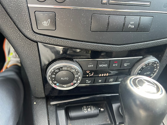 Mercedes-Benz C200 d 15 of 25
