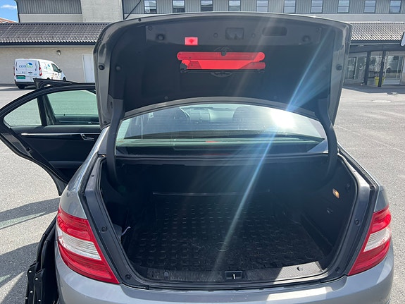 Mercedes-Benz C200 d 18 of 25