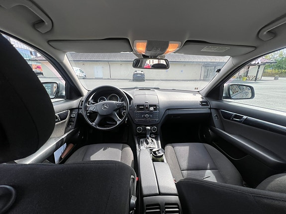 Mercedes-Benz C200 d 16 of 25