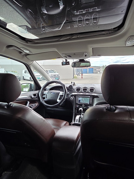 Ford S-MAX 5 of 5