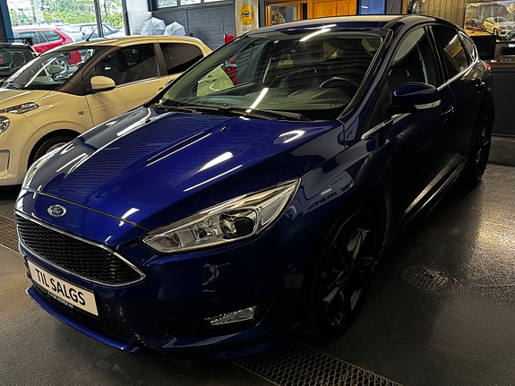 Ford Focus 5 of 11
