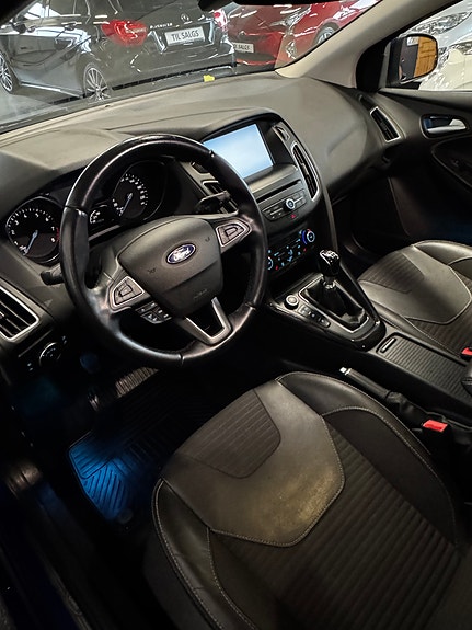 Ford Focus 7 of 11
