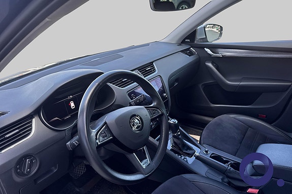 Skoda Octavia Scout 12 of 17
