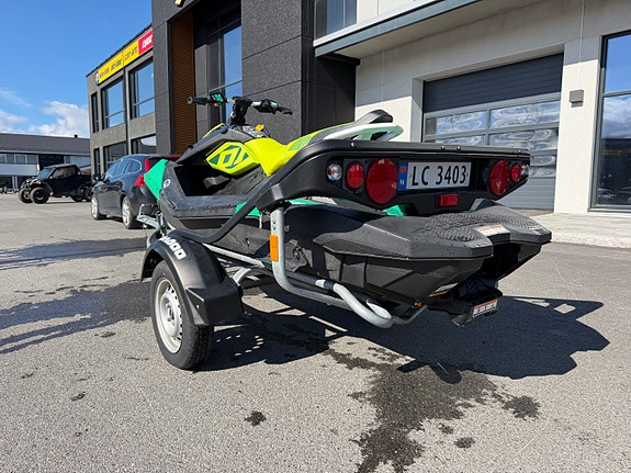 BRP SEA-DOO SPARK TRIXX 3UP 3 of 7