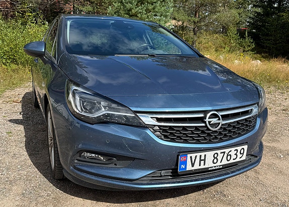 Opel Astra 2 of 5