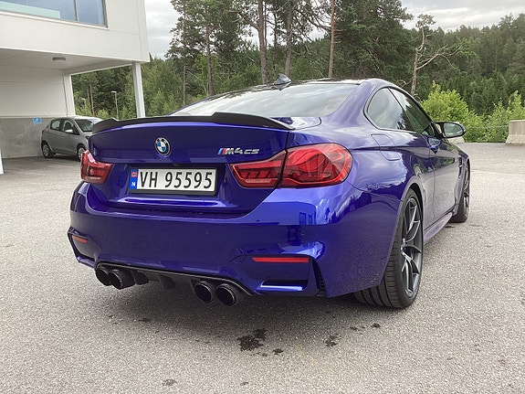 BMW M4 7 of 30