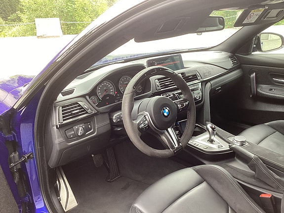 BMW M4 22 of 30